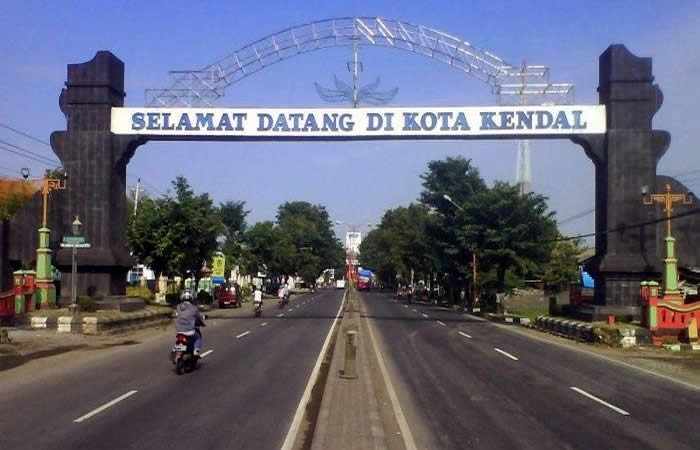 Antar Jemput Bandara Juanda Surabaya ke Kendal Jawa Tengah dan Carter Mobil.