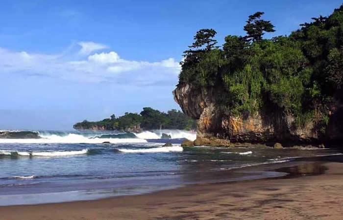 Antar Jemput Bandara Juanda Surabaya ke Lebak Banten dan Carter Mobil.