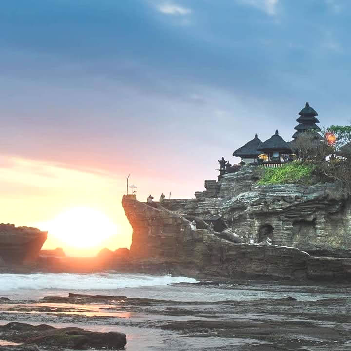 Antar Jemput Bandara Juanda Surabaya ke Tanah Lot Bali dan Carter Mobil.