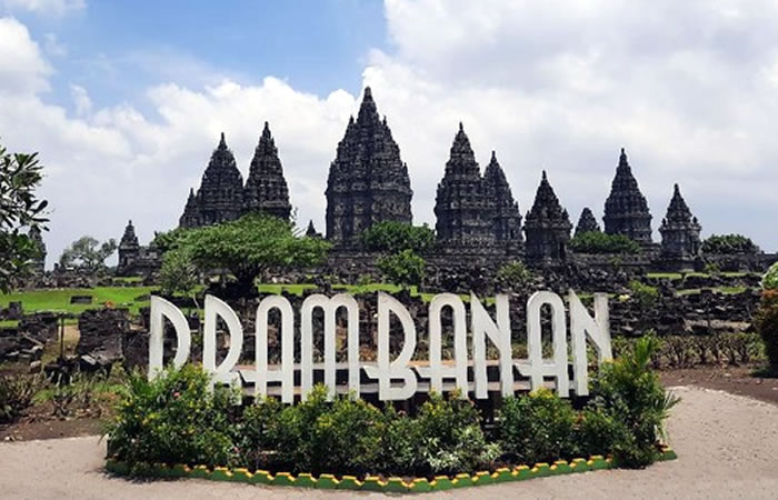 Antar Jemput Bandara Juanda Surabaya ke Yogyakarta dan Carter Mobil.